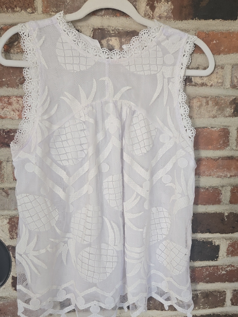 Maeve White Pineapple Lace-Trim Mesh Camisole